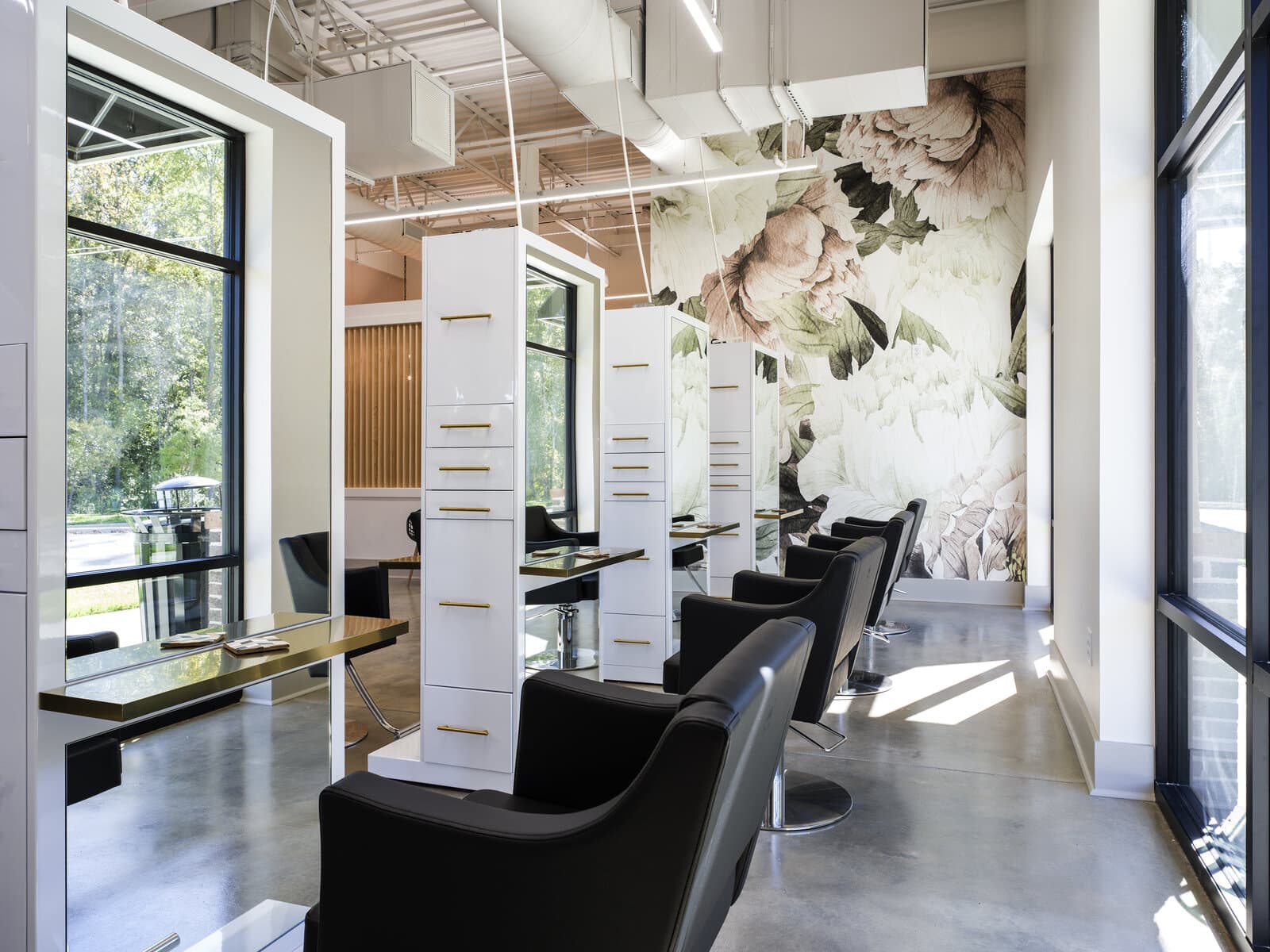 Pure Capelli Salon & Med Spa interior